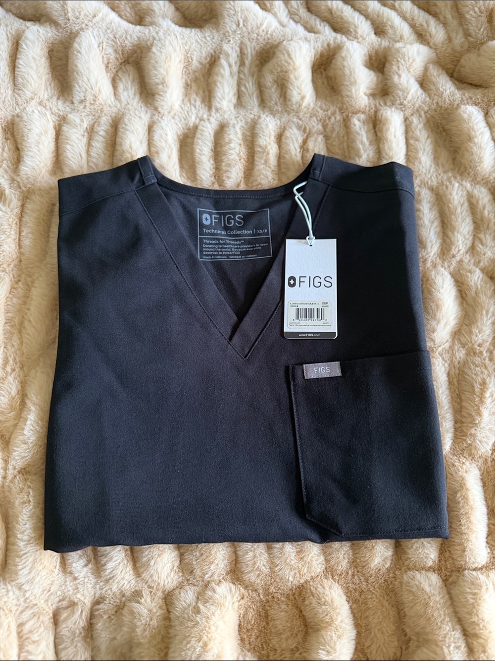 Figs Catarina One Pocket Top